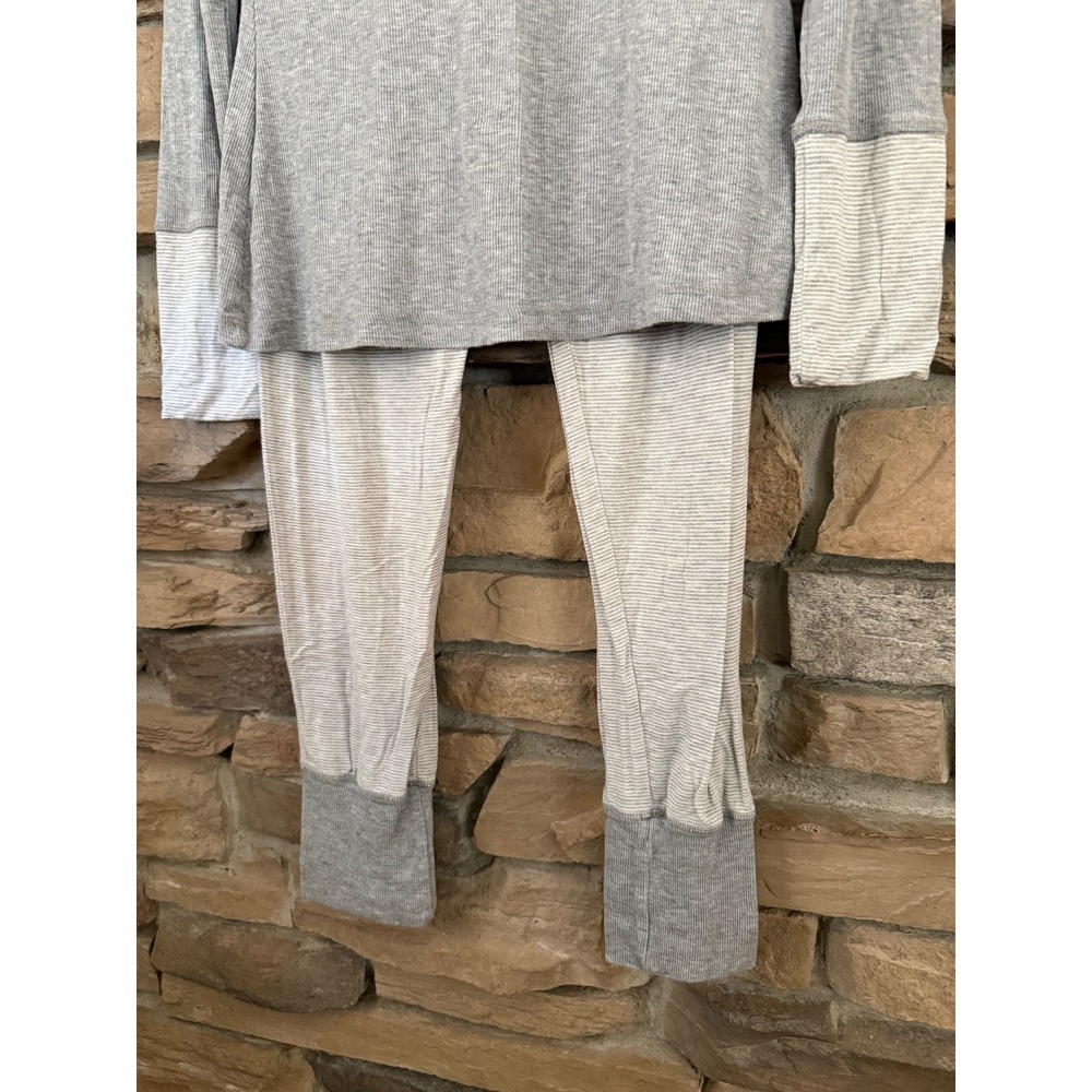 Splendid Womens Gray Ribbed Knit Pajama Set Long Sleeve Leggings Size Large - Picture 3 of 16